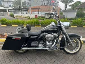 Jual bekas Dijual HD Roadking 2004,lokasi di  