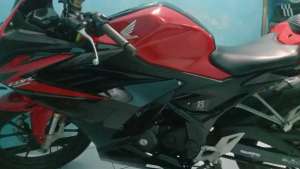 Dijual honda Cbr thn 2023 lokasi di  , tersedia melalui melalui situs Olx
