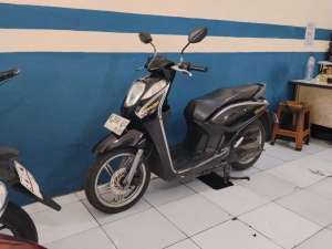 Jual bekas dijual honda genio 2019 surat lengkap,lokasi di Tangerang Selatan Kota