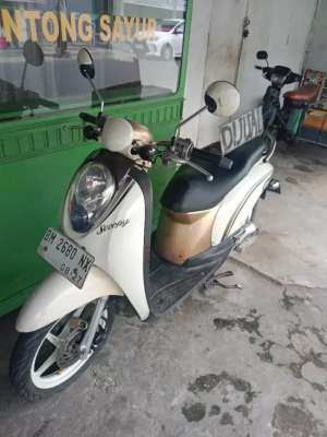 Jual bekas Dijual honda scoopy,lokasi di  