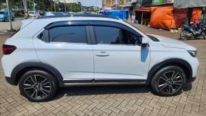 Jual bekas Dijual Honda WRV RS 2025 Low Km 8 rban non sensing Putih,lokasi di Jakarta Barat