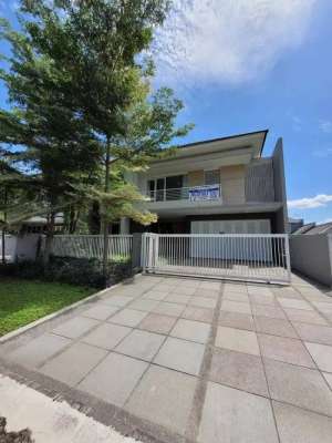 Dijual Murah Rumah Luar Cluster Boulevard Royal Residence Surabaya lokasi di Surabaya Kota, tersedia melalui melalui situs Olx
