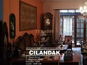 DIJUAL RUMAH 1 LANTAI DAERAH CILANDAK lokasi di Jakarta Selatan, tersedia melalui melalui situs Olx