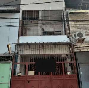 Dijual Rumah 3 Lantai Jl Angke Jaya Jakarta Barat lokasi di Jakarta Barat, tersedia melalui melalui situs Olx