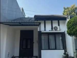 Dijual Rumah Bagus Town House Sektor 9 Bintaro lokasi di Tangerang Selatan Kota, tersedia melalui melalui situs Olx
