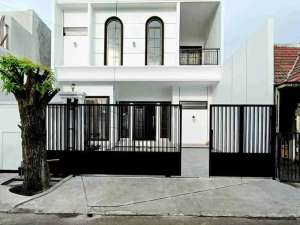 Dijual rumah baru cantik lokasi strategis di Nusaloka BSD lokasi di Tangerang Selatan Kota, tersedia melalui melalui situs Olx