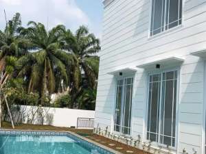 Dijual Rumah Baru di Cluster Bukit Gading Medit, Kelapa Gading lokasi di Jakarta Utara, tersedia melalui melalui situs Olx