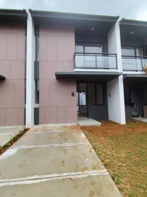 DIJUAL Rumah Baru di Park Serpong. sebelah Gading Serpong lokasi di Tangerang Kab., tersedia melalui melalui situs Olx