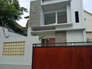 dijual rumah baru minimalis lantai 2 denpassr utara lokasi di Denpasar Kota, tersedia melalui melalui situs Olx