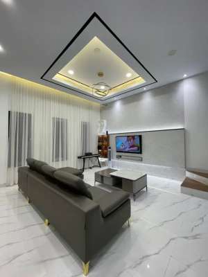 Dijual rumah cantik dan terawat di komplek imperial mansion lokasi di Medan Kota, tersedia melalui melalui situs Olx