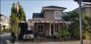 Dijual Rumah di Villa Bunga Jl Dahlia Panam Pekanbaru lokasi di Pekanbaru Kota, tersedia melalui melalui situs Olx