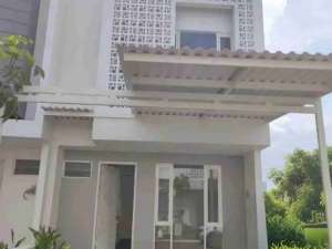 Dijual Rumah Dian Istana dekat Graha Family lokasi di Surabaya Kota, tersedia melalui melalui situs Olx