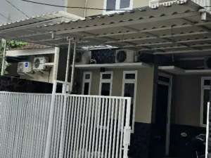 DIJUAL RUMAH GRAHA KARANG TENGAH CILEDUG TANGERANG lokasi di Tangerang Kota, tersedia melalui melalui situs Olx