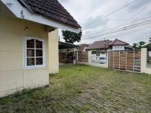 DIJUAL RUMAH KOSAN GRIYA LOKA, BSD lokasi di Tangerang Selatan Kota, tersedia melalui melalui situs Olx