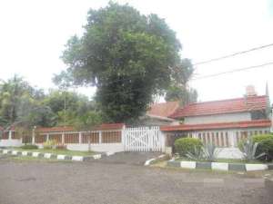 Dijual Rumah Luas Di Jaka Permai lokasi di Bekasi Kota, tersedia melalui melalui situs Olx