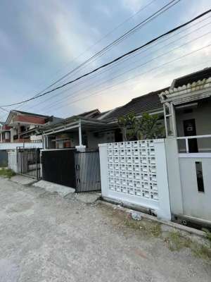 DIJUAL RUMAH NYAMAN DI PANYILEUKAN BANDUNG lokasi di Bandung Kota, tersedia melalui melalui situs Olx