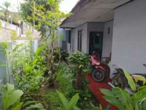 Dijual Rumah Tua komplek Cibaligo Permai Cihanjuang Cimahi. lokasi di Cimahi Kota, tersedia melalui melalui situs Olx