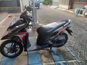 Dijual Vario Techno 125 2014 lokasi di  , tersedia melalui melalui situs Olx