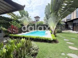 DIJUAL VILLA DEKAT PANTAI DI LEGIAN lokasi di Kab. Badung, tersedia melalui melalui situs Olx