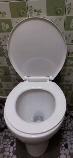 Disewa Rumah Kontrakan 1 Kamar PasutriPengantin Baru 20m KeJalan Raya lokasi di Jakarta Timur, tersedia melalui melalui situs Olx