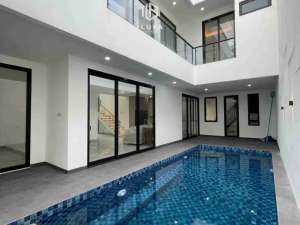 disewakan rumah bangunan baru lokasi strategis dekat kemang raya lokasi di Jakarta Selatan, tersedia melalui melalui situs Olx