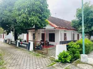 Disewakan rumah cocok untuk keluarga, kantor, homestay lokasi di Yogyakarta Kota, tersedia melalui melalui situs Olx