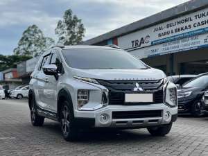 Jual bekas DP 30jtXPANDER CROSS PREMIUM AT PUTIH 2022,lokasi di  