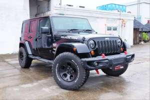 Jual bekas DP Minim Jeep Wrangler 3.6 Pentastar Sahara 2013 Rubicon,lokasi di  