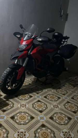 Jual bekas Ducati Hyperstrada,lokasi di Madiun Kab.