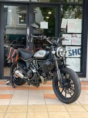 Jual bekas Ducati Scrambler Icon Black 2020 low Km,lokasi di  