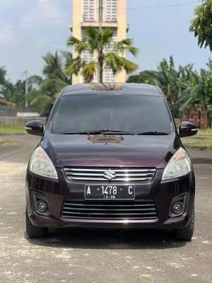 Jual bekas ERTIGA GX MANUAL 2013,lokasi di  