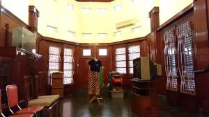 exclusive colonial housecentral surabaya, east java , surabaya. lokasi di Surabaya Kota, tersedia melalui melalui situs Olx