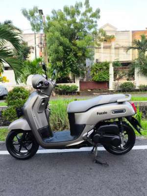 Jual bekas Fazzio Lux Hybrid 2025 Kilometer 3rb Pajak On,lokasi di  