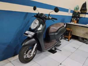 Jual bekas for sale honda scoopy Frestige kyless 2023 super mulus gress,lokasi di Tangerang Selatan Kota