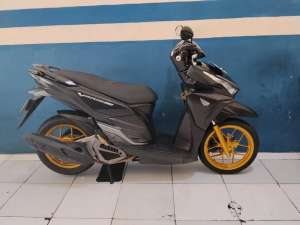 Jual bekas for sale lhonda vario led old 2017 super gress,lokasi di Depok Kota