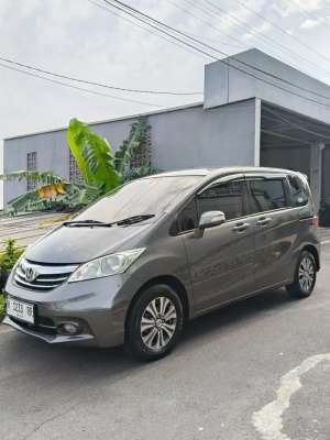 Jual bekas Freed e PSD 2013,lokasi di  