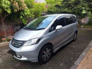 Jual bekas FREED EPSD 2011 AKHIR,lokasi di  