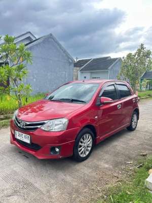 Jual bekas Fs Toyota Etios Valco G MT 2017,lokasi di  