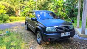 Grand Escudo XL7 AT 2004 lokasi di  , tersedia melalui melalui situs Olx