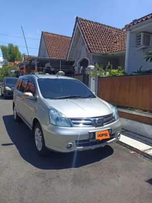 Grand livina AT ULTIMATE istimewa lokasi di  , tersedia melalui melalui situs Olx