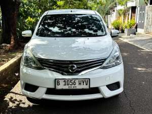 Jual bekas Grand Livina SV AT 2014 Putih DP 18jt Cash Atau Kredit Terbaik SeOLX,lokasi di  