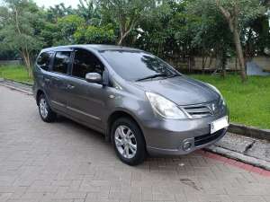 Jual bekas Grand Livina XV Manual Low Km,lokasi di  