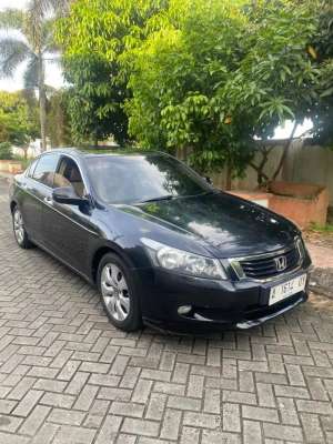 Honda accord 2008 lokasi di  , tersedia melalui melalui situs Olx