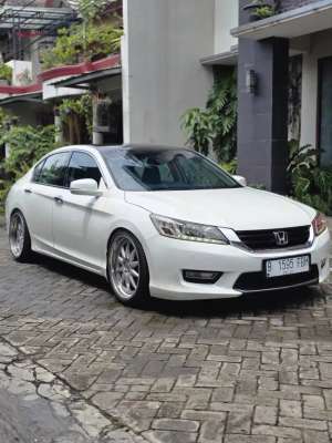 Jual bekas Honda Accord Vti-L 2013,lokasi di  