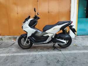 Jual bekas Honda adv 160 abs hstc th 2025 7 km 4xxx istimewa,lokasi di  