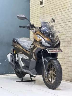 Jual bekas HONDA ADV 160 ROAD ABS 2025 - Chintia Mustika,lokasi di  