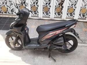 Jual bekas Honda Beat Fi 2013 ss lengkap mesin bagus stater tokcer ,Bekasi Kota,lokasi di Bekasi Kota