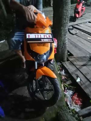 Honda beat Karbu lokasi di  , tersedia melalui melalui situs Olx