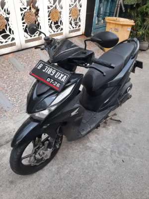 Jual bekas Honda Beat New 2021 ss lengkap mesin bagus pajak hidup Kilometer 20 RB,lokasi di Bekasi Kota