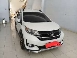 Jual bekas Honda BR V prestige matic 20192020,lokasi di Makassar Kota